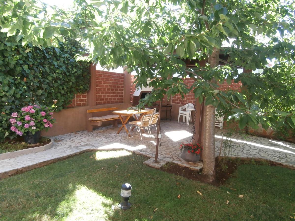 Apartments Mira Krk Krk Town Kültér fotó